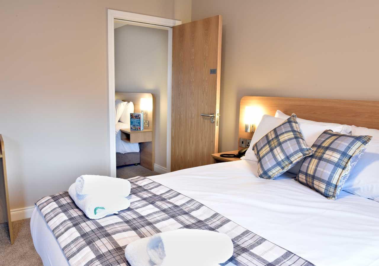Foyle Hotel Мовілл Екстер'єр фото