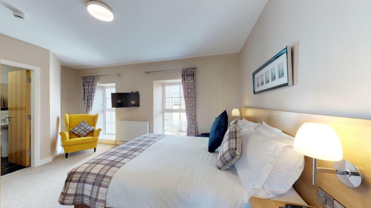 Foyle Hotel Мовілл Екстер'єр фото
