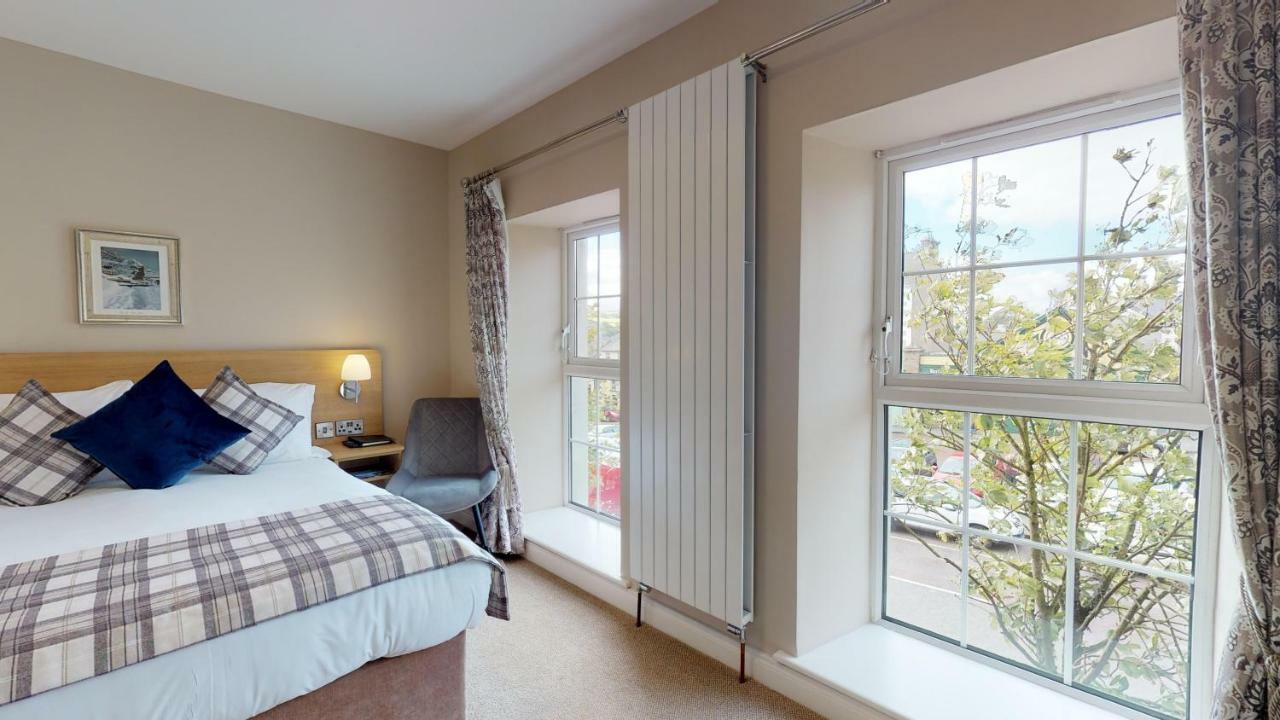 Foyle Hotel Мовілл Екстер'єр фото
