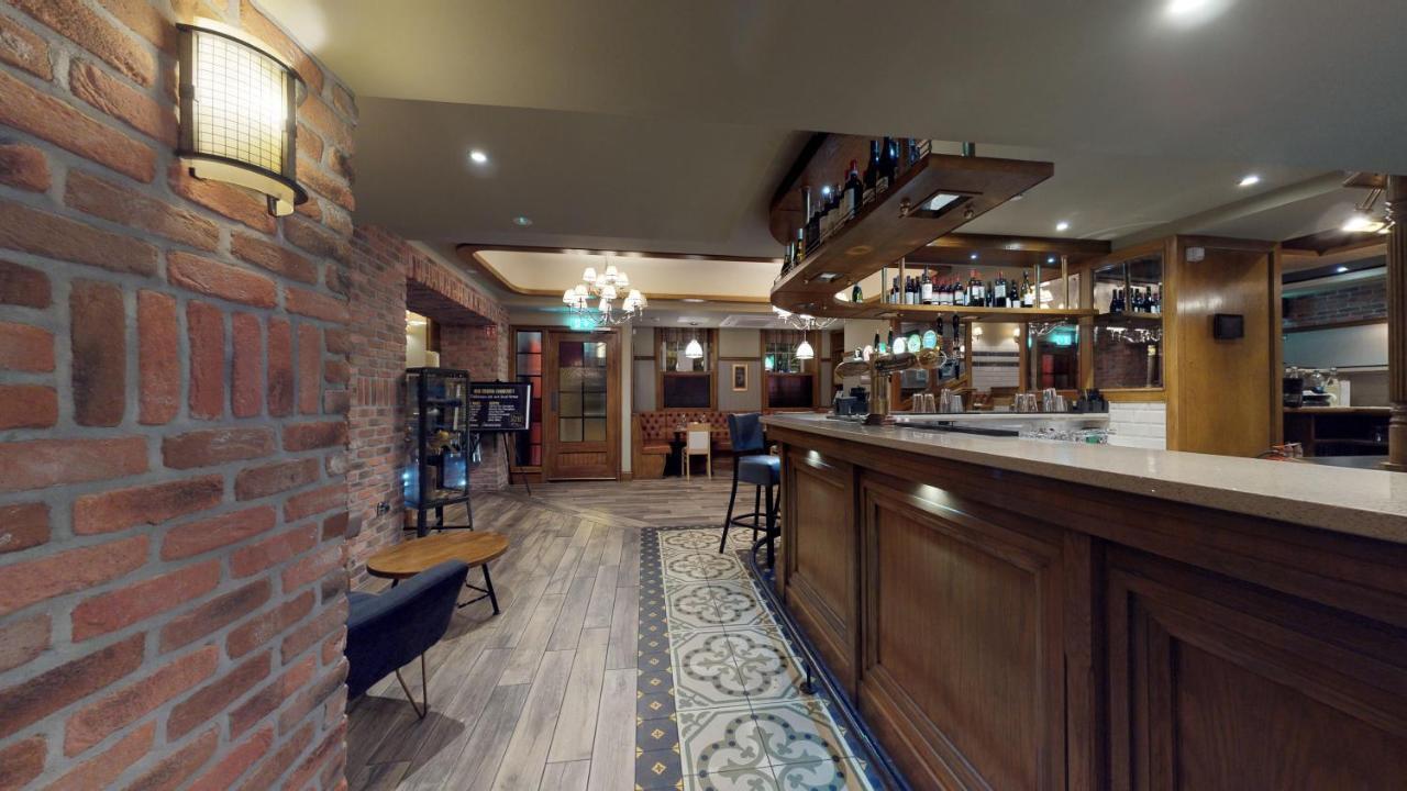 Foyle Hotel Мовілл Екстер'єр фото